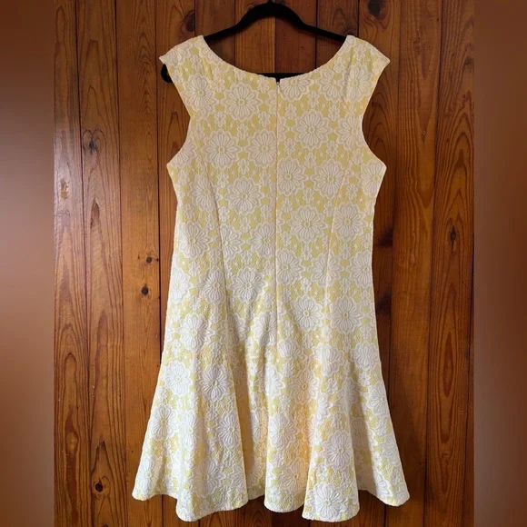 Nanette Lepore Pale Yellow Floral Lace Spring Dress - Picture 5 of 11